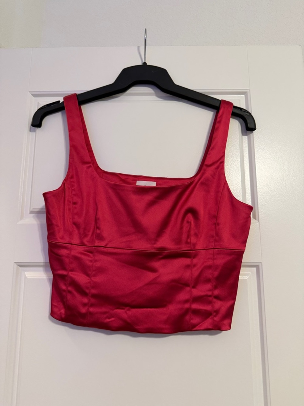 Wilfred Satin Red Crop Tank Top